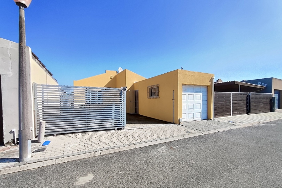 3 Bedroom Property for Sale in Wetton Western Cape